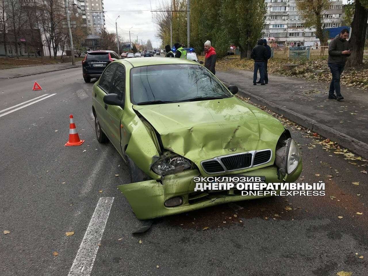 В Днепре произошло серьезное ДТП с легковушками: пострадала водитель