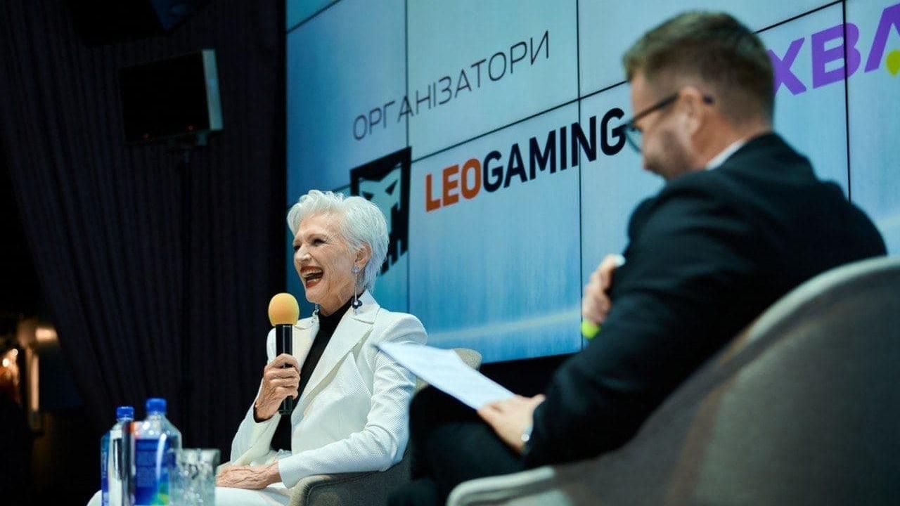 Мэй Маск презентовала в Украине собственную книгу Мэй Маск презентовала в Украине собственную книгу