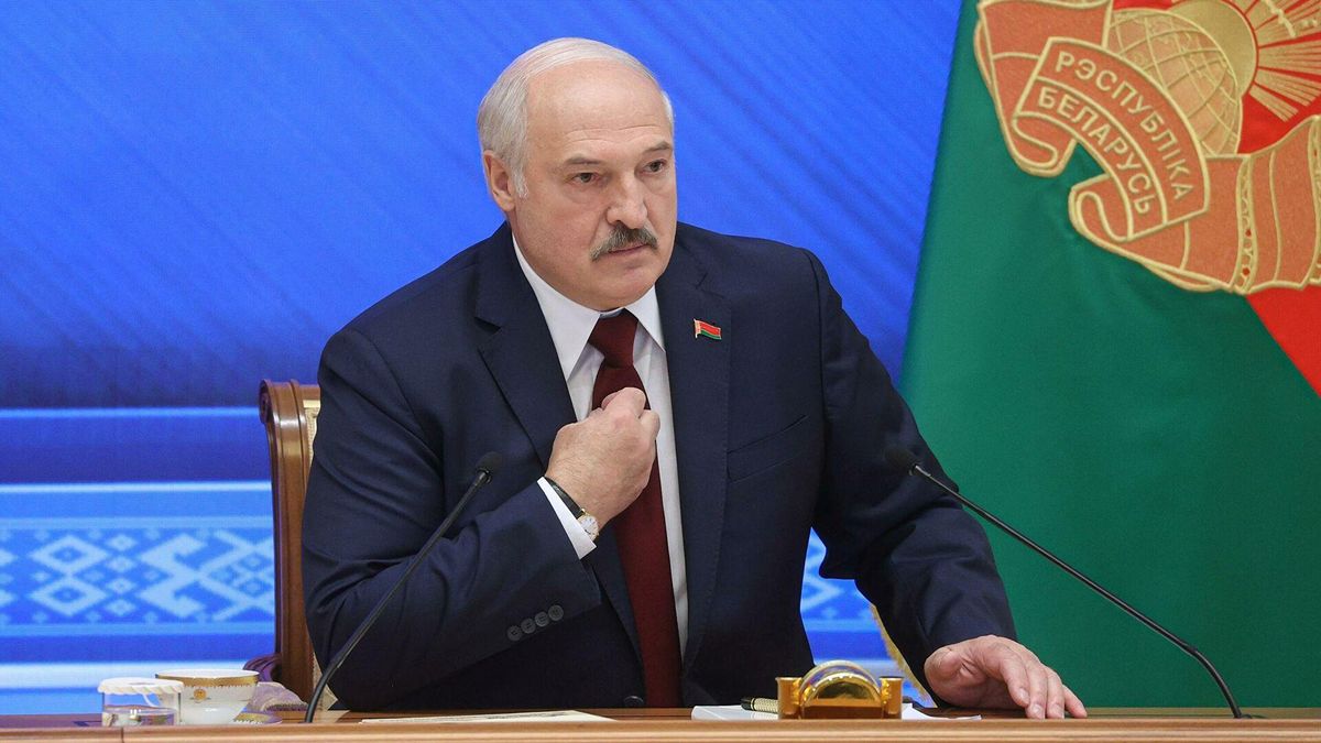 В ЄС розповіли, як режим Лукашенка заманює мігрантів до Білорусі - новини Білорусь - 24 Канал
