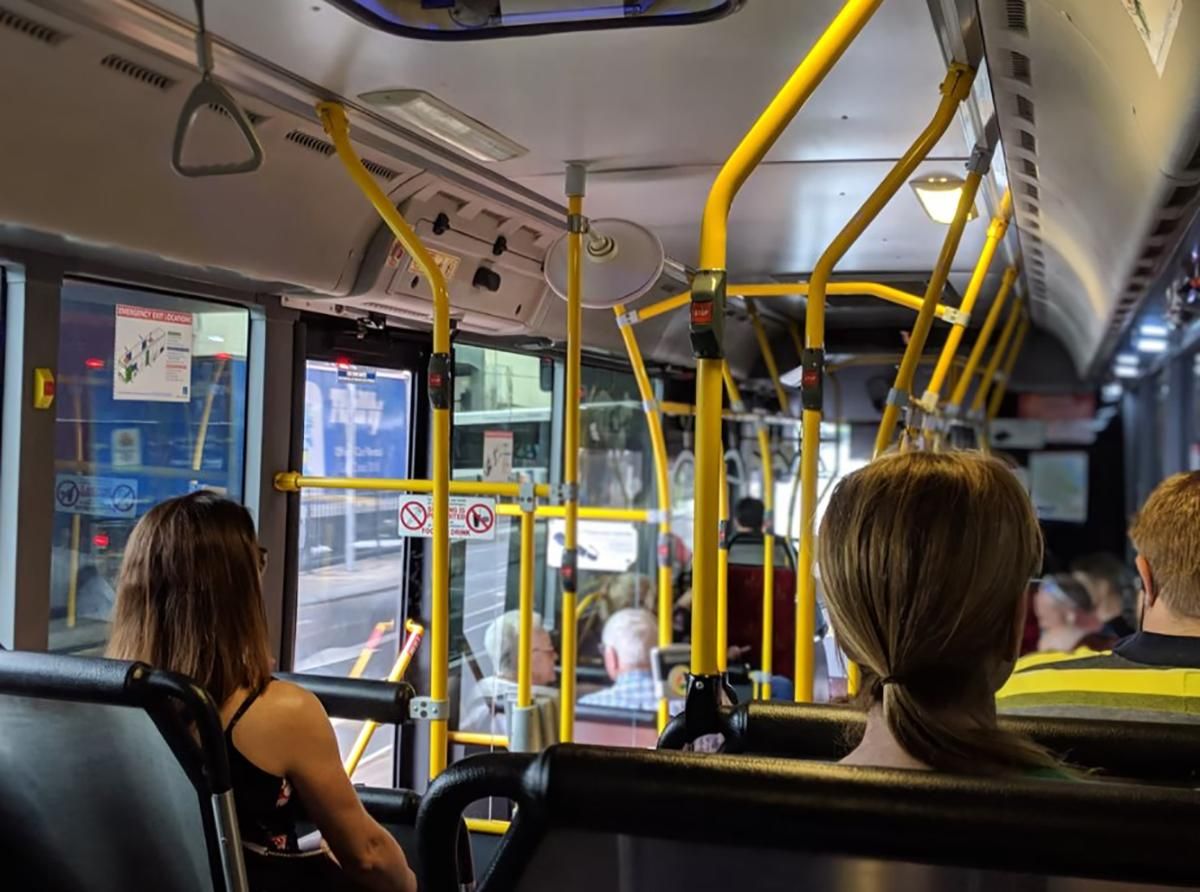 В общественный транспорт с COVID-документами: в Черкасской области усилили ограничения В общественный транспорт с COVID-документами: в Черкасской области усилили ограничения