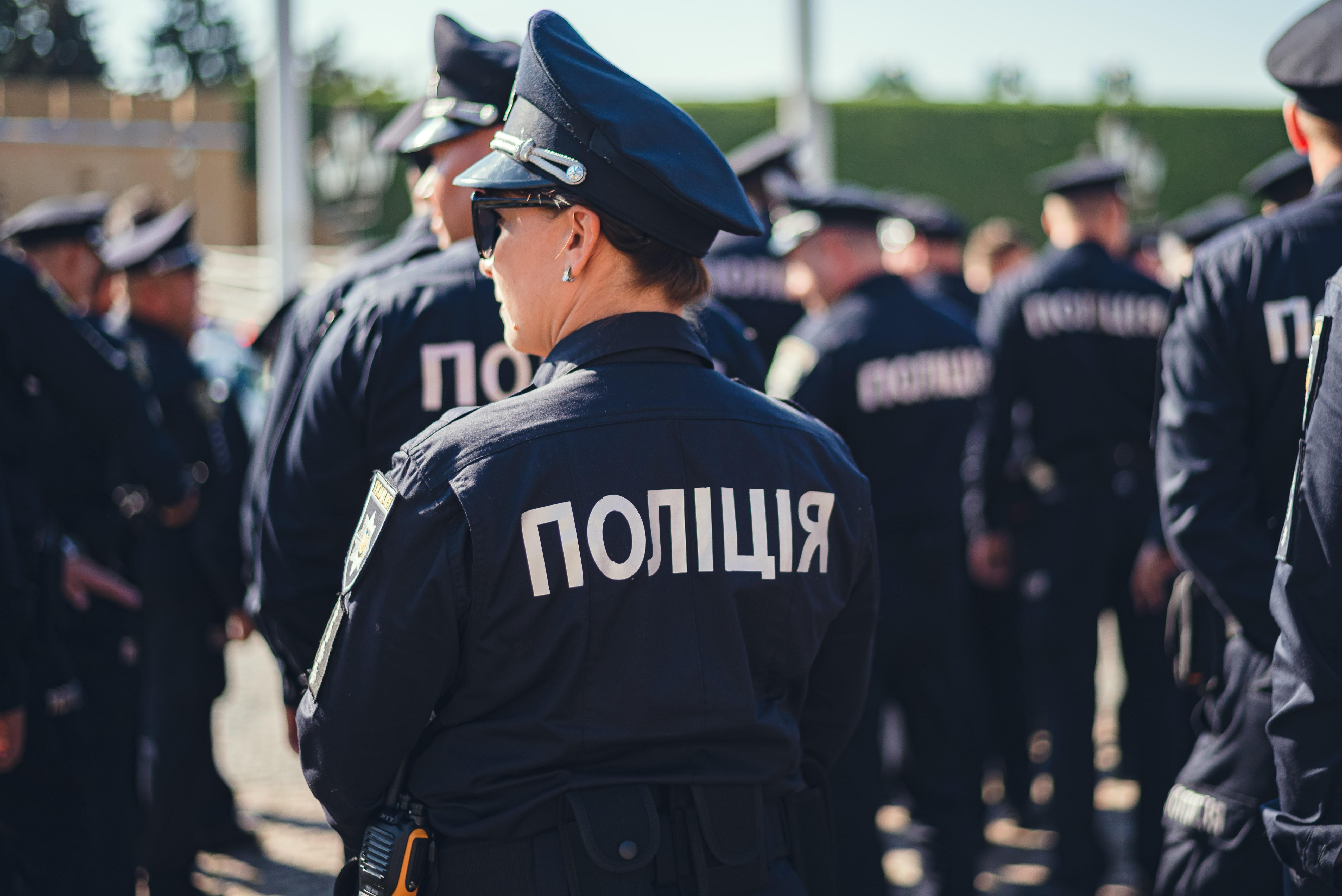 Наражають на небезпеку: понад 400 поліцейських не працюватимуть через відсутність вакцинації - Україна новини - 24 Канал