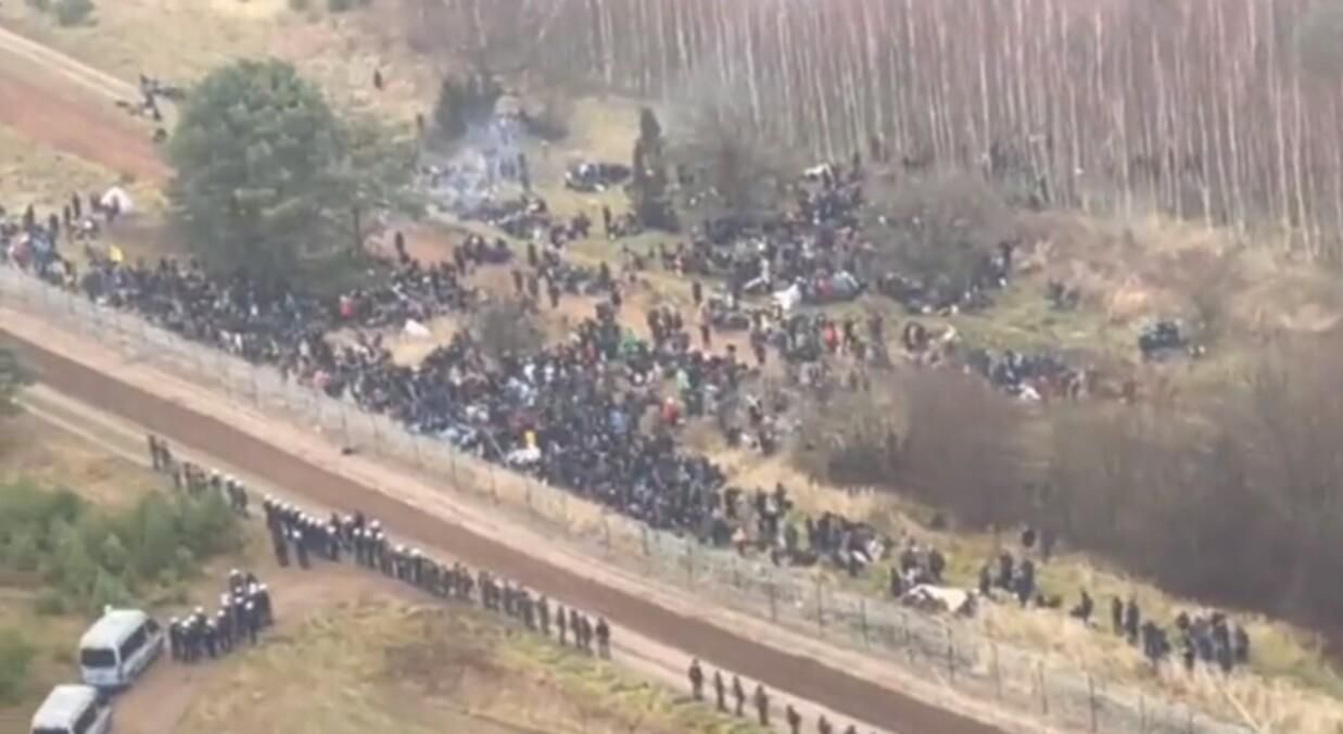 Минобороны Беларуси обвиняет Польшу в кризисе и возмущается стягиванием войск Минобороны Беларуси обвиняет Польшу в кризисе и возмущается стягиванием войск