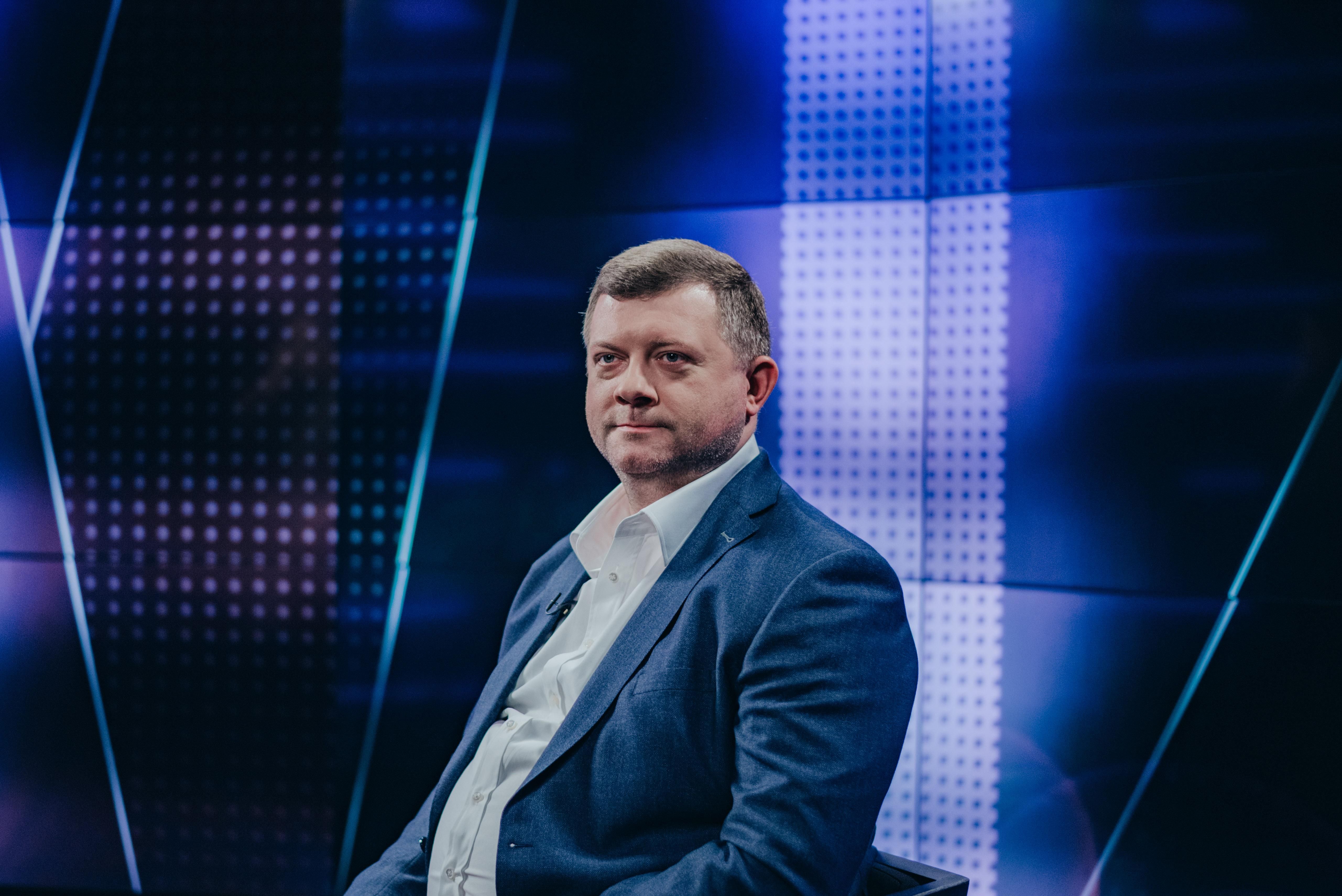 Не то, чего ждут избиратели, – Корниенко об объединении Разумкова, Авакова и Яценюка Не то, чего ждут избиратели, – Корниенко об объединении Разумкова, Авакова и Яценюка