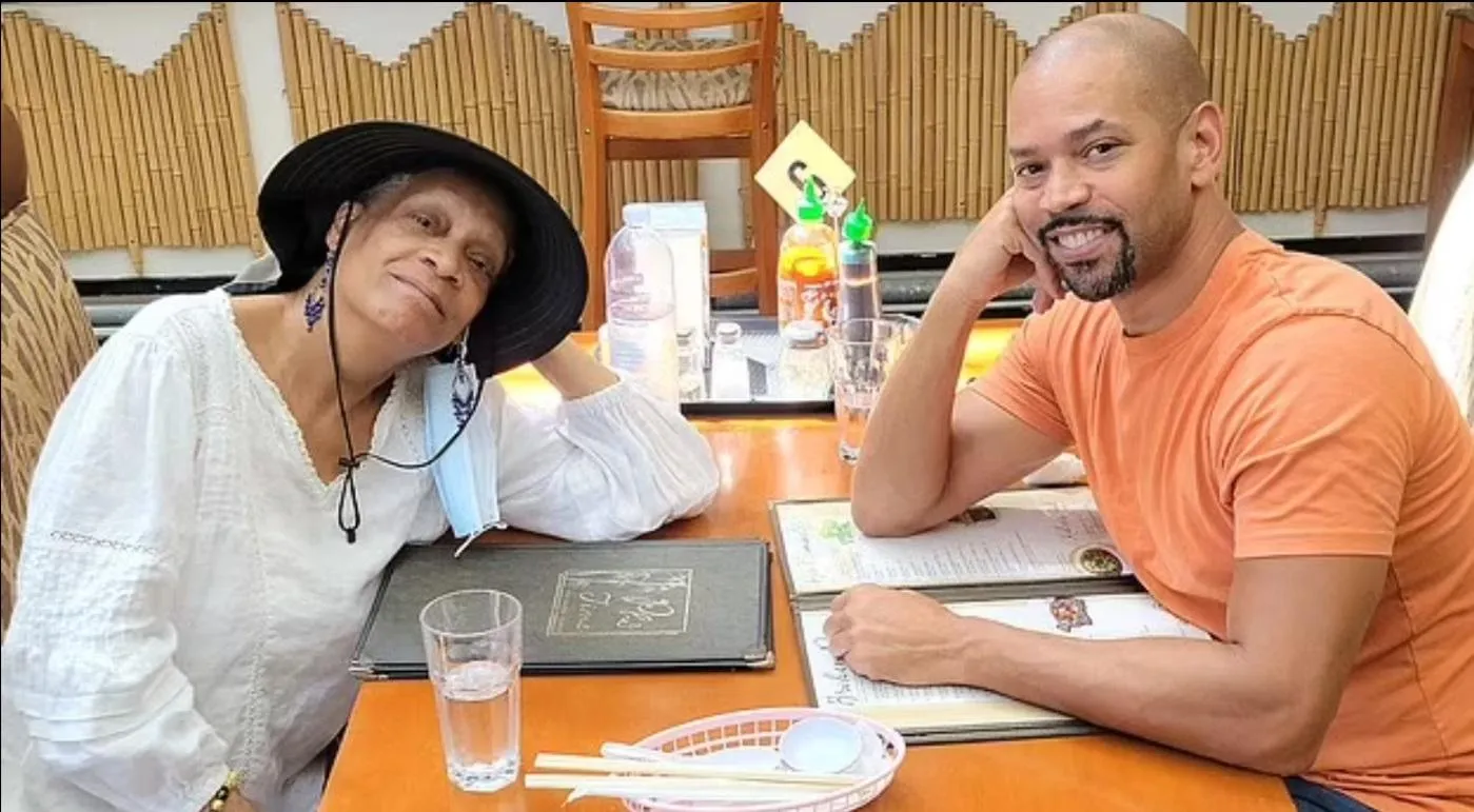 Чоловік знайшов рідну мати через 40 років пошуків Чоловік знайшов рідну мати через 40 років пошуків