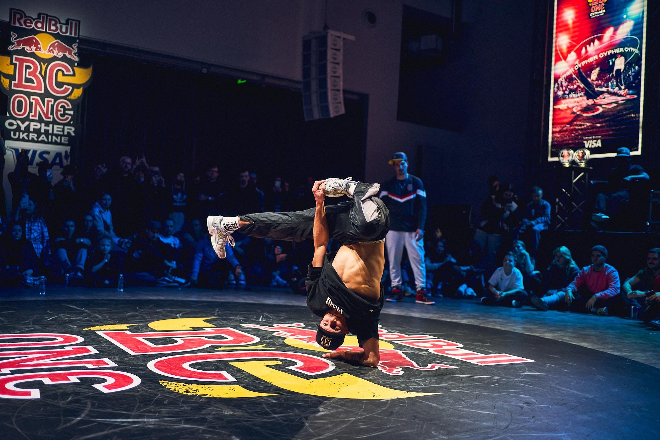 Королі та королеви вулиць: чому "ламаний танець" включили до програми Олімпіади - Україна новини - 24 Канал Королі та королеви вулиць: чому "ламаний танець" включили до програми Олімпіади - Україна новини - 24 Канал