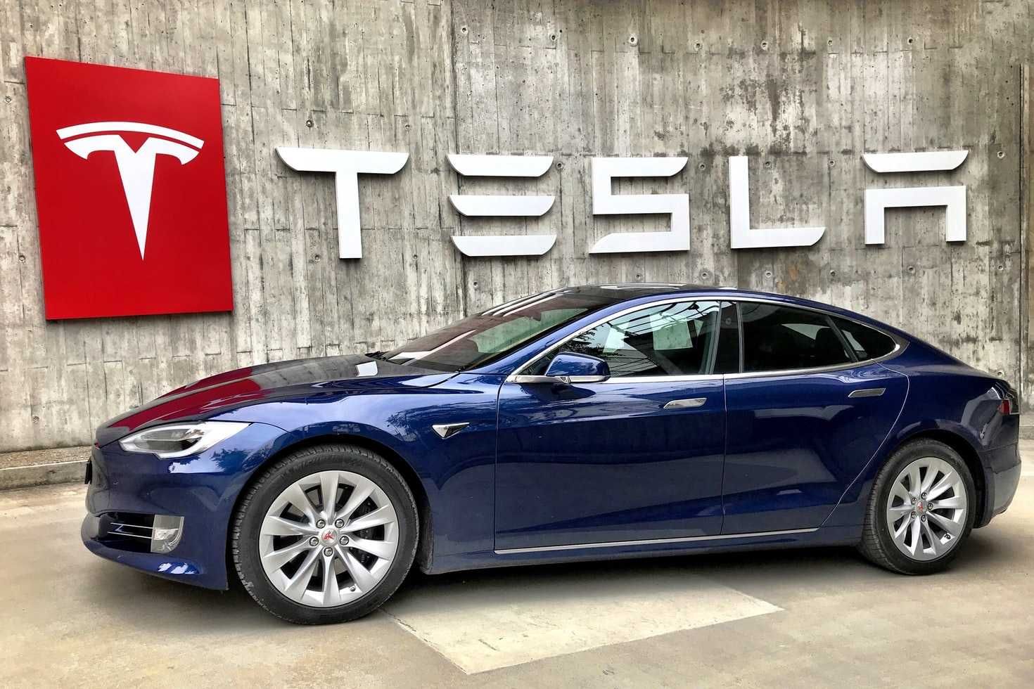 Глава Ford назвав три причини успіху Tesla та закликав шанувати конкурента - Новини технологій - Техно