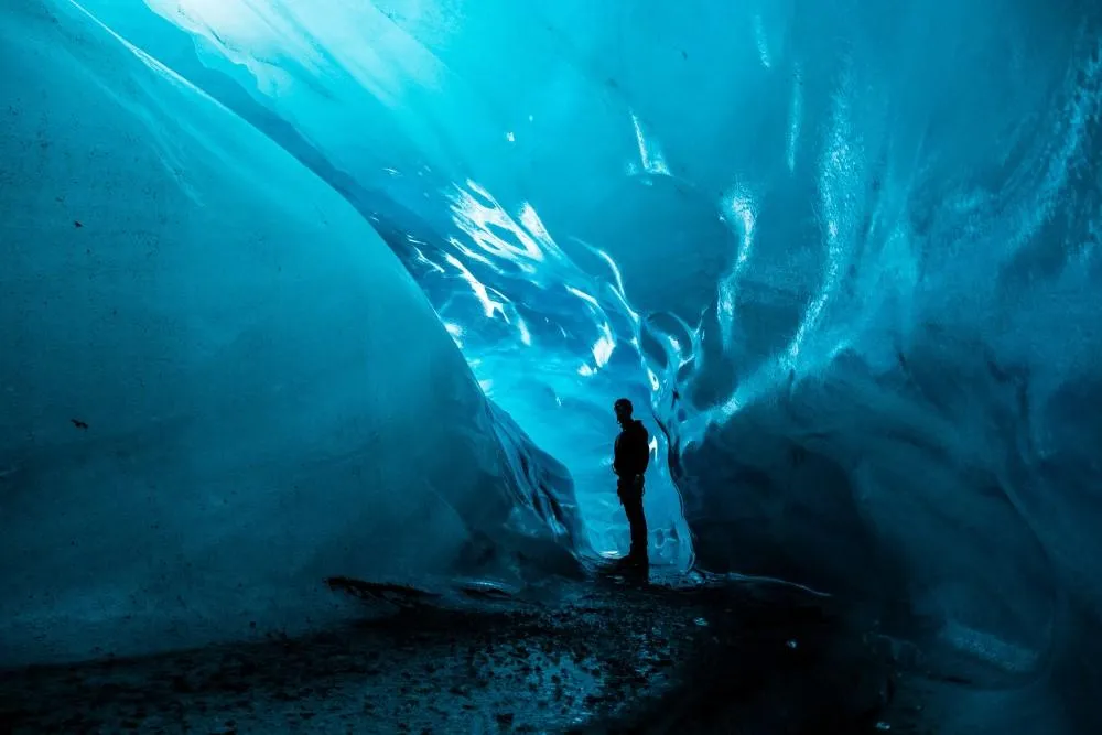 Крижана печера льодовика Ватнайокутль