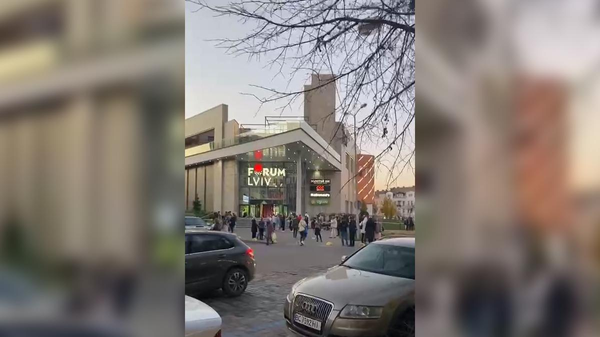 Пов'язане з масковим режимом: чому "замінували" торгові центри Львова - Львів
