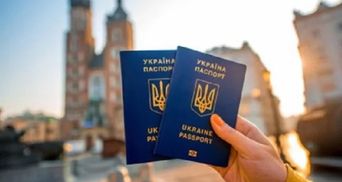 Украина уже не "зеленая" для ЕС: какие страны остались открытыми для украинцев