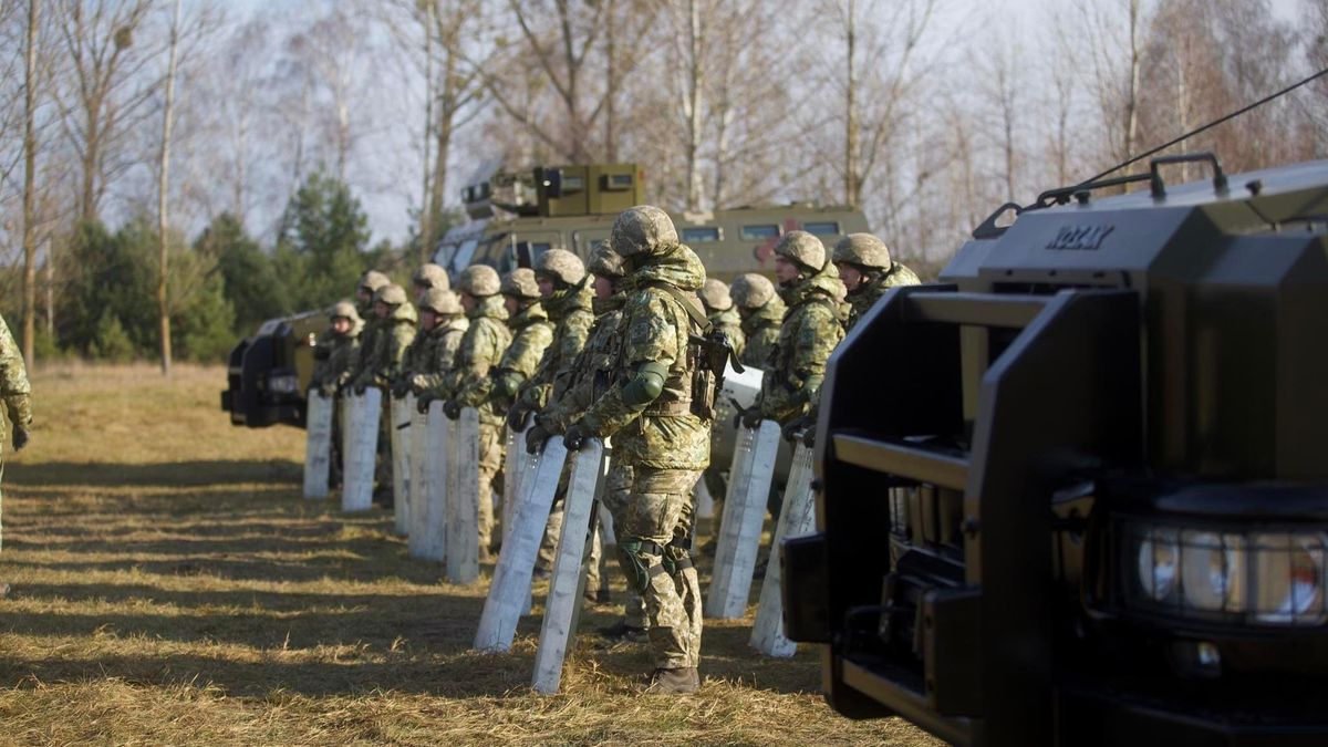 Кордон з Білоруссю додатково захищатимуть 8 500 військових, – МВС - Україна новини - 24 Канал