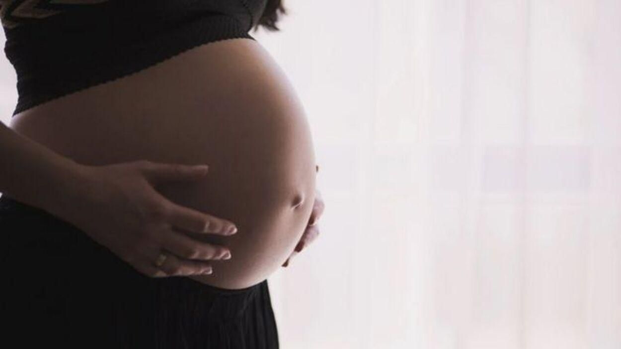 "Лечилась дома и пила парацетамол": подробности смерти 23-летней беременной с COVID-19 во Львове "Лечилась дома и пила парацетамол": подробности смерти 23-летней беременной с COVID-19 во Львове