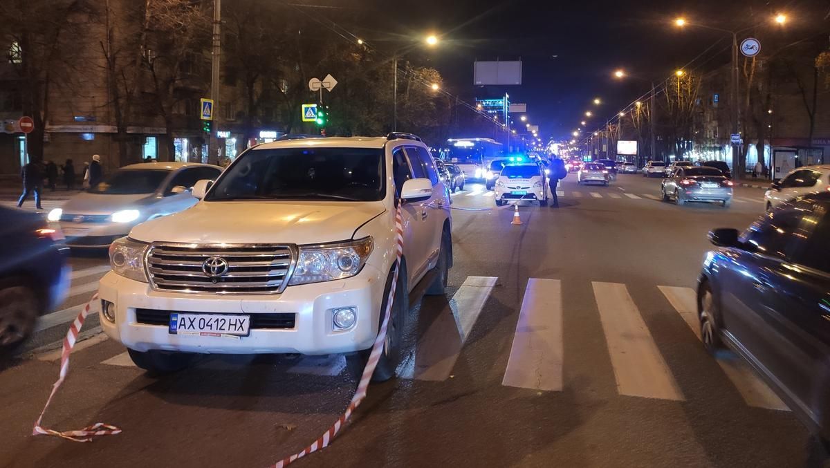 Водій Toyota збив хлопчика та дівчину на переході Водій Toyota збив хлопчика та дівчину на переході