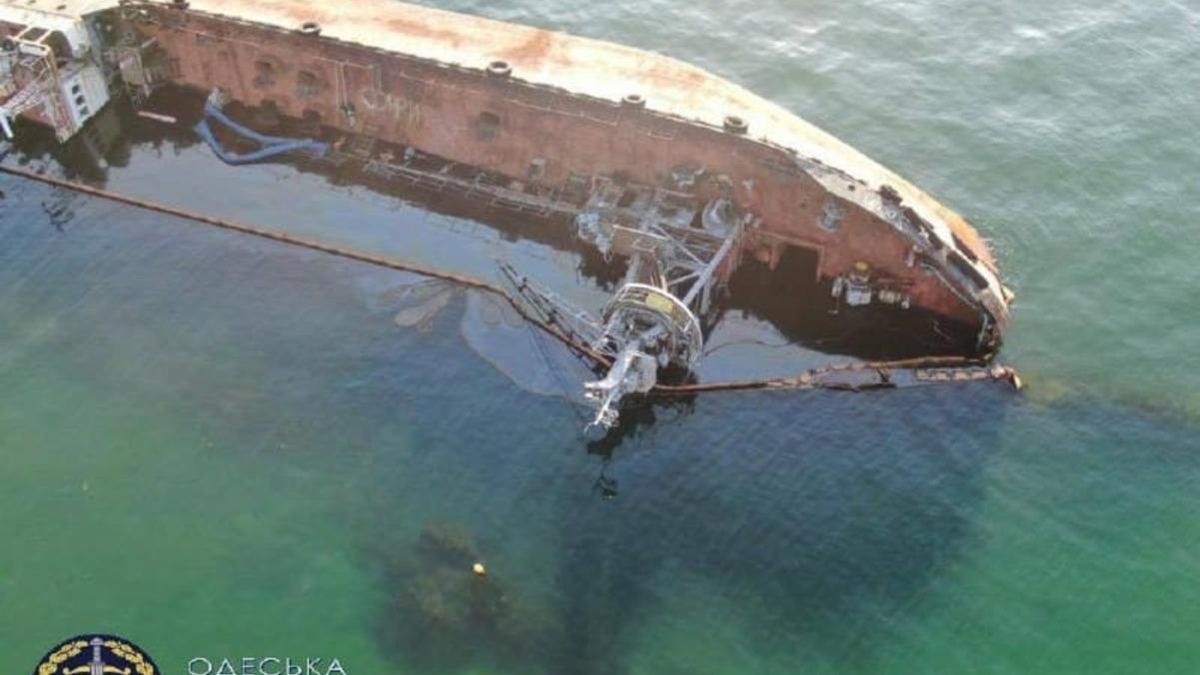 З власника танкера Delfi стягнули понад 16 тисяч доларів за забруднення Чорного моря - Новини Одеси - 24 Канал