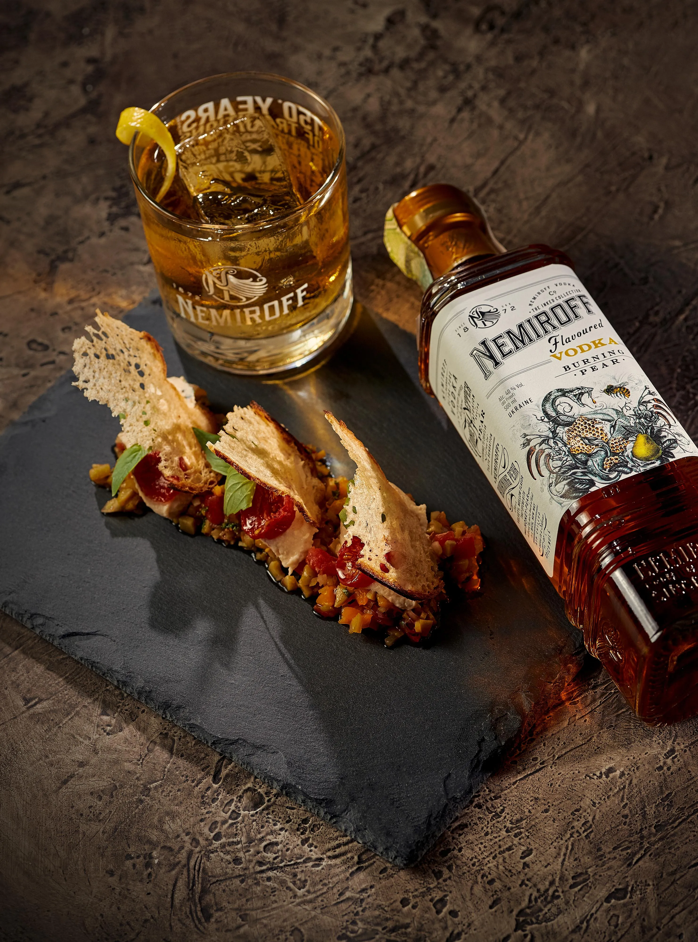 Спробуй коктейль Burning Negroski від Nemiroff Спробуй коктейль Burning Negroski від Nemiroff