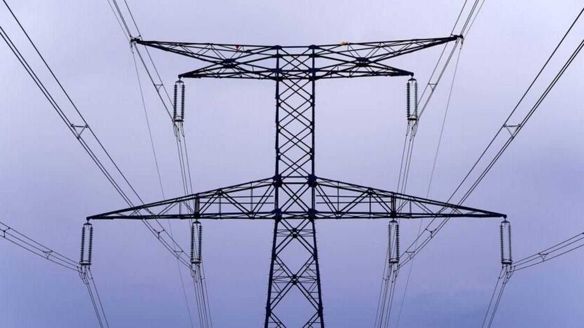 "Укрэнерго" просила аварийную помощь из Словакии из-за ситуации на Бурштынской ТЭС "Укрэнерго" просила аварийную помощь из Словакии из-за ситуации на Бурштынской ТЭС