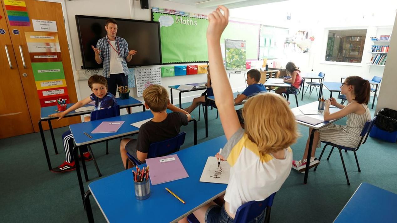 Кличко рассказал, когда в Киеве смогут возобновить очное обучение для учащихся Кличко рассказал, когда в Киеве смогут возобновить очное обучение для учащихся