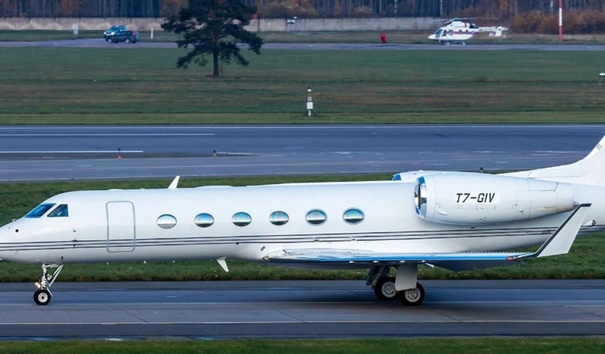 СБУ не впустила в українське небо літак Козака, який летів в Росію - Гарячі новини - 24 Канал СБУ не впустила в українське небо літак Козака, який летів в Росію - Гарячі новини - 24 Канал