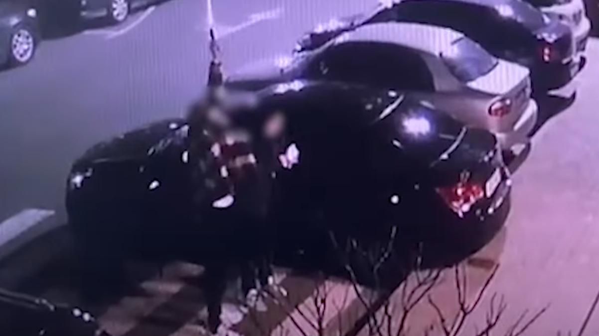 Под Киевом молодые люди устроили стрельбу ради веселья Под Киевом молодые люди устроили стрельбу ради веселья