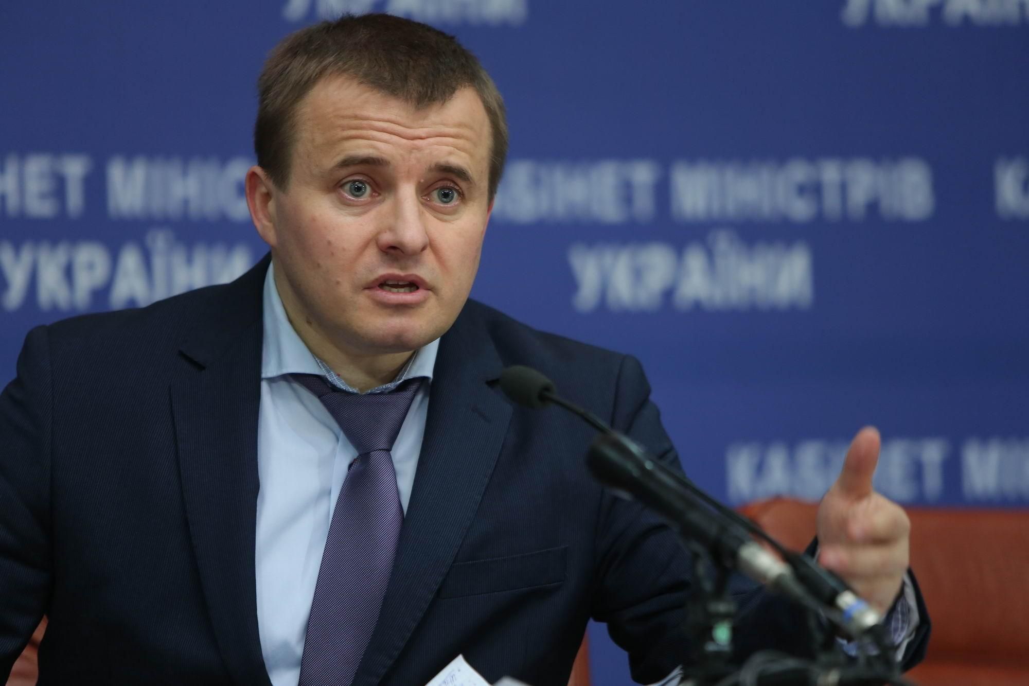 За контрабанду угля с Донбасса: экс-министру энергетики Демчишину вручили подозрение