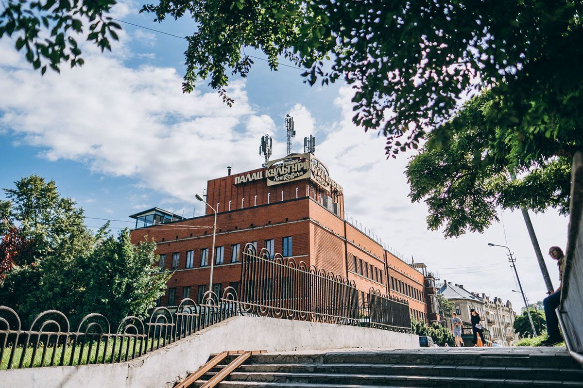 Відходячи від радянських стереотипів: у Львові відновлюють Палац Хоткевича - Новини Львова - 24 Канал Відходячи від радянських стереотипів: у Львові відновлюють Палац Хоткевича - Новини Львова - 24 Канал