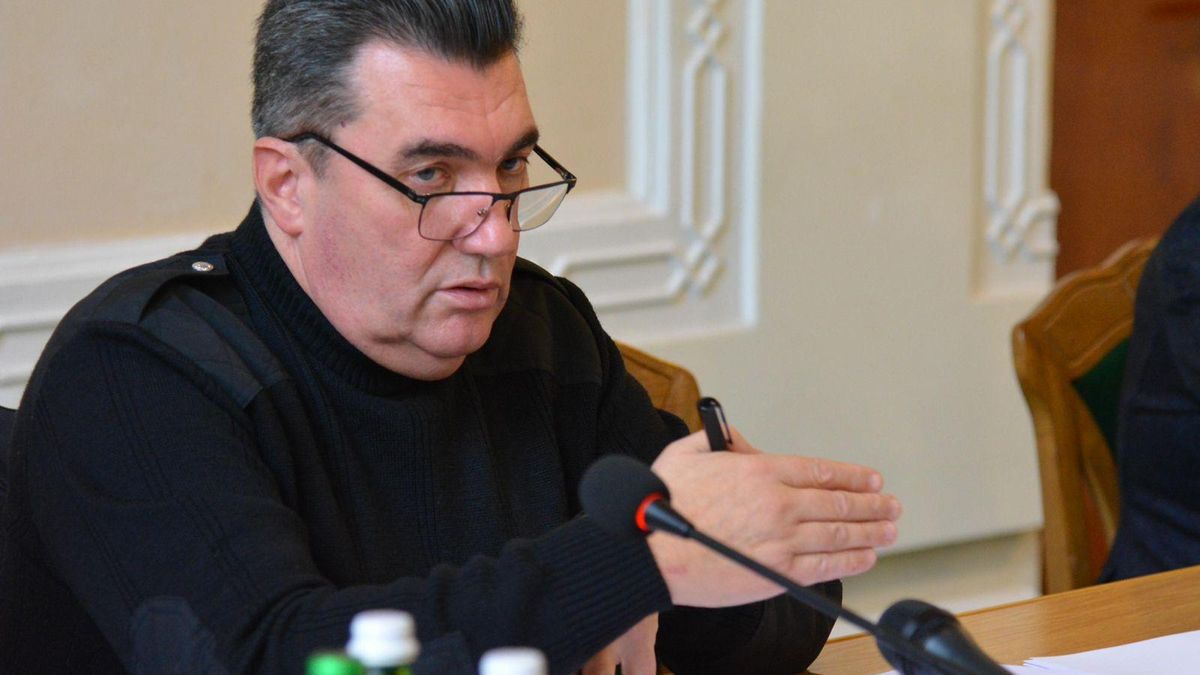 Украина готовится к различным сценариям, – Данилов об итогах совещания в Луцке