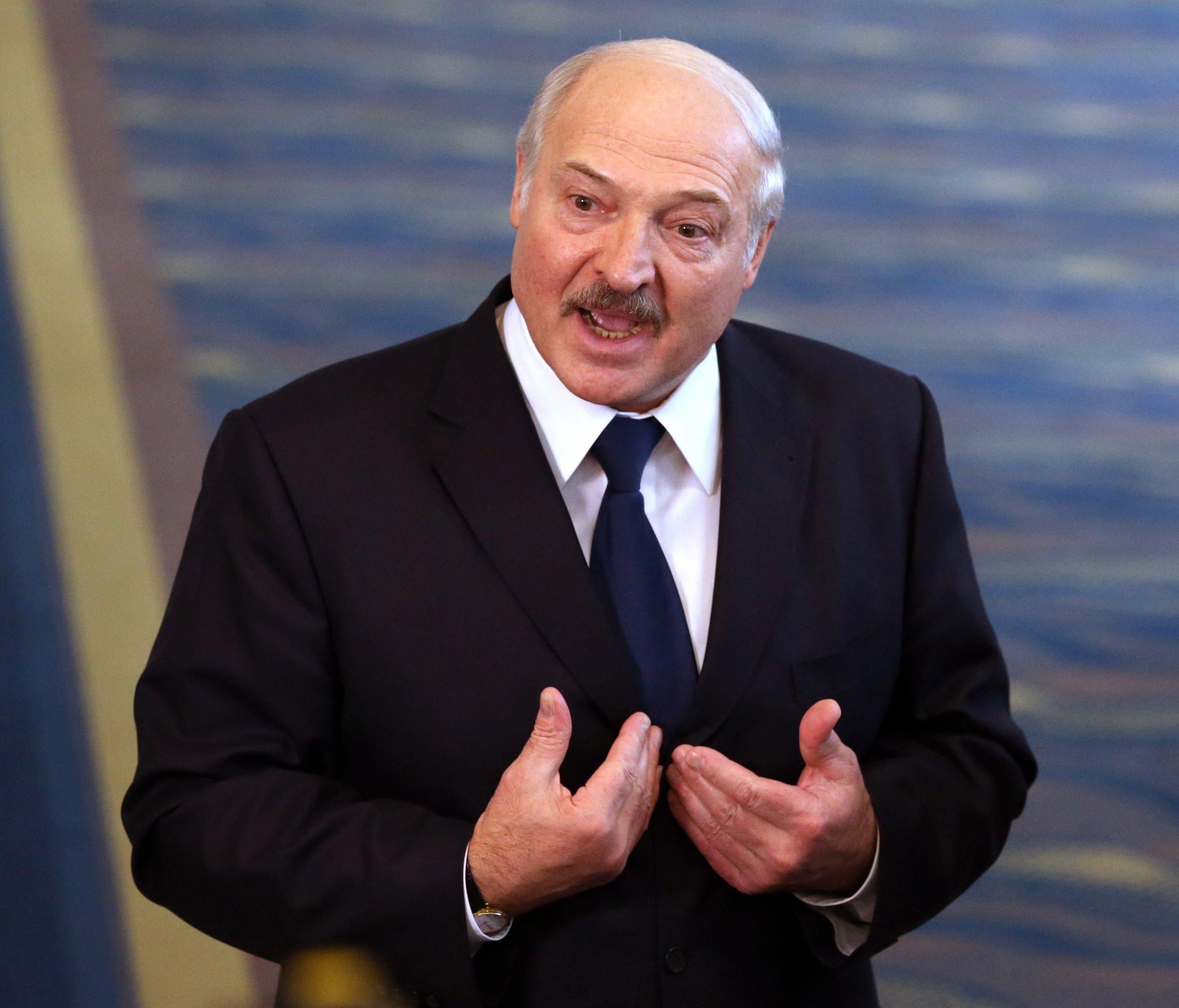 Отступать некуда, – Лукашенко предупредил ЕС, что не шутит и будет защищаться