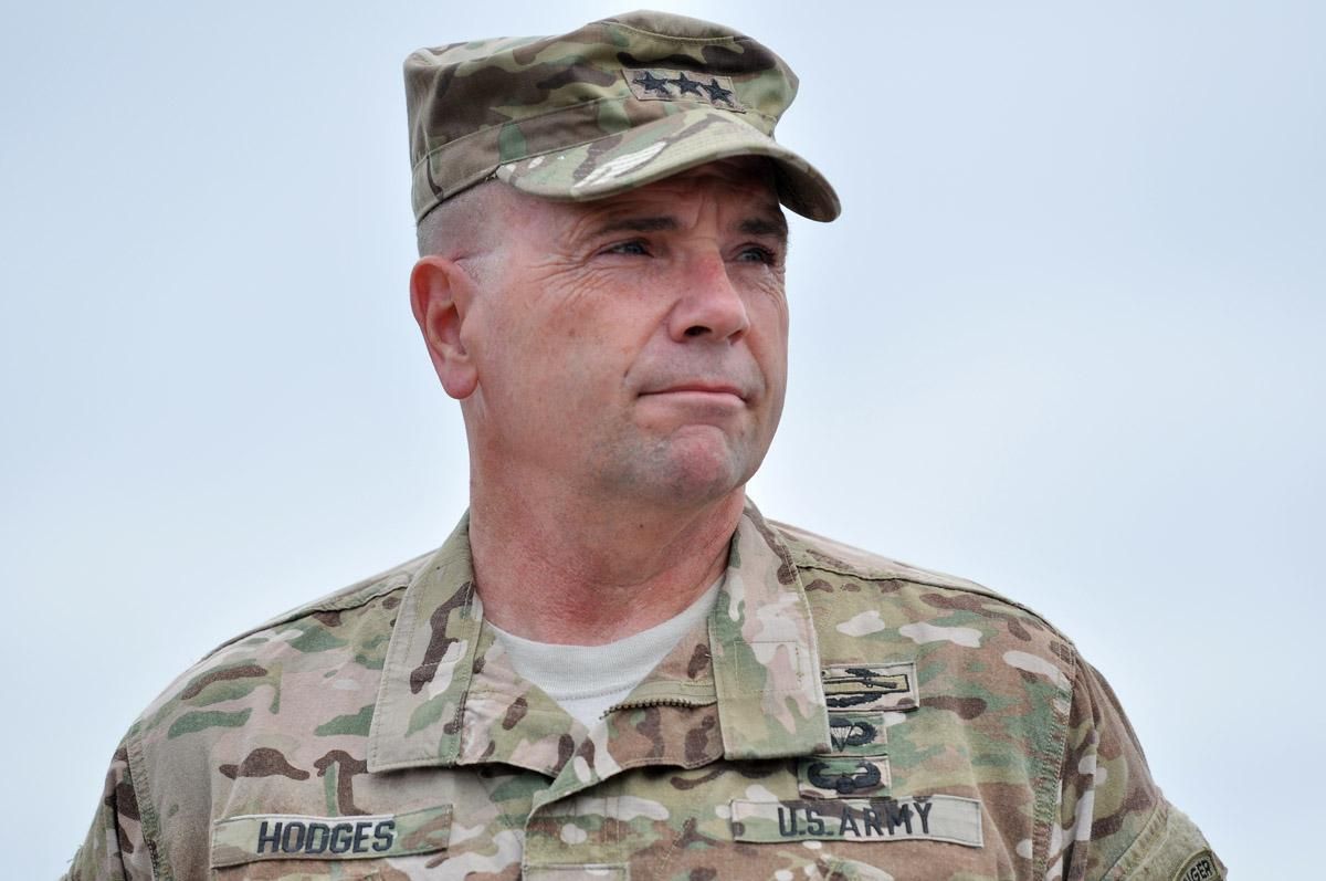 Ескалація Росії щодо України та мігранти в Білорусі – тісно пов'язані, – генерал США Ходжес - 24 Канал Ескалація Росії щодо України та мігранти в Білорусі – тісно пов'язані, – генерал США Ходжес - 24 Канал