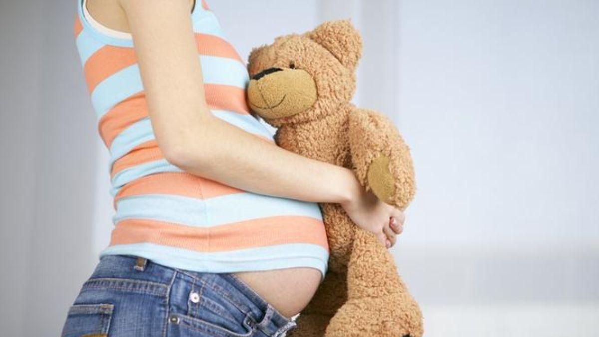 Співмешканець матері: 11-річна вагітна із Закарпаття розповіла про справжнього батька дитини - Україна новини - 24 Канал Співмешканець матері: 11-річна вагітна із Закарпаття розповіла про справжнього батька дитини - Україна новини - 24 Канал