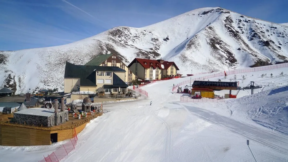 Гірськолижна Туреччина: чому варто обрати зимовий відпочинок в Паландокені