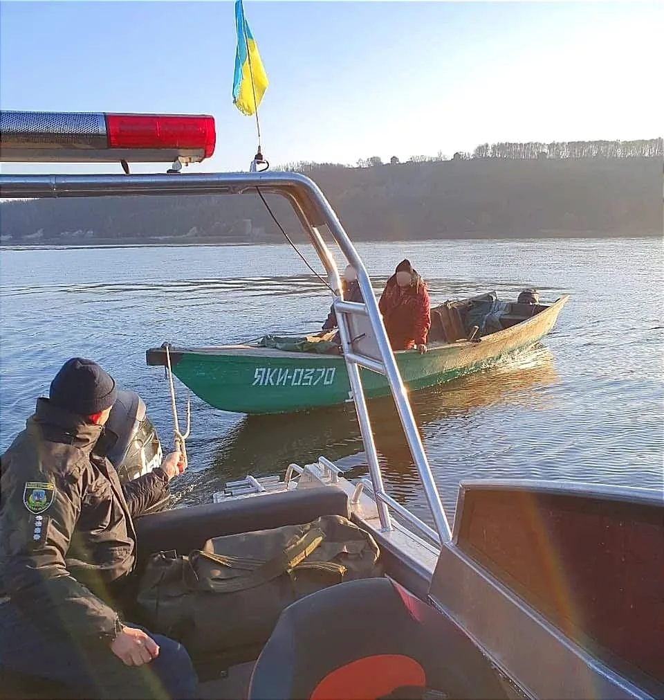 Канівське водосховище, п'яний кермувальник моторного човна