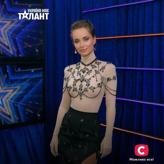 Ксенія Мішина Ксенія Мішина