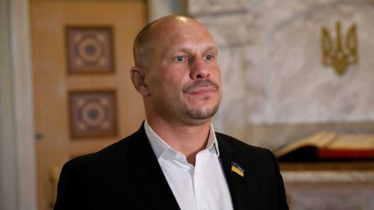 Монастирський позбавив Киву права на нагородну зброю через "негідну поведінку" - Гарячі новини - 24 Канал Монастирський позбавив Киву права на нагородну зброю через "негідну поведінку" - Гарячі новини - 24 Канал