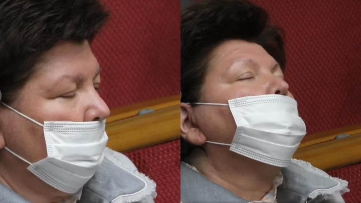 "Тяжелая работка": нардеп от "Батькивщины" вздремнула на заседании – курьезное видео "Тяжелая работка": нардеп от "Батькивщины" вздремнула на заседании – курьезное видео