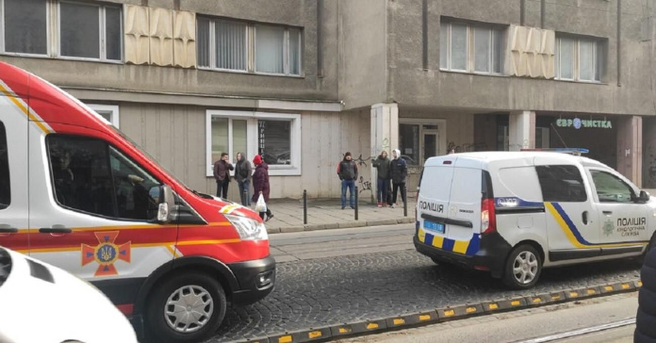 У Львові повідомили про замінування будинку, де живе антивакцинатор Остап Стахів - Свіжі новини Львова - Львів У Львові повідомили про замінування будинку, де живе антивакцинатор Остап Стахів - Свіжі новини Львова - Львів