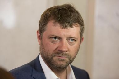 Корнієнко розповів, коли Рада проголосує за "тисячу за вакцинацію"