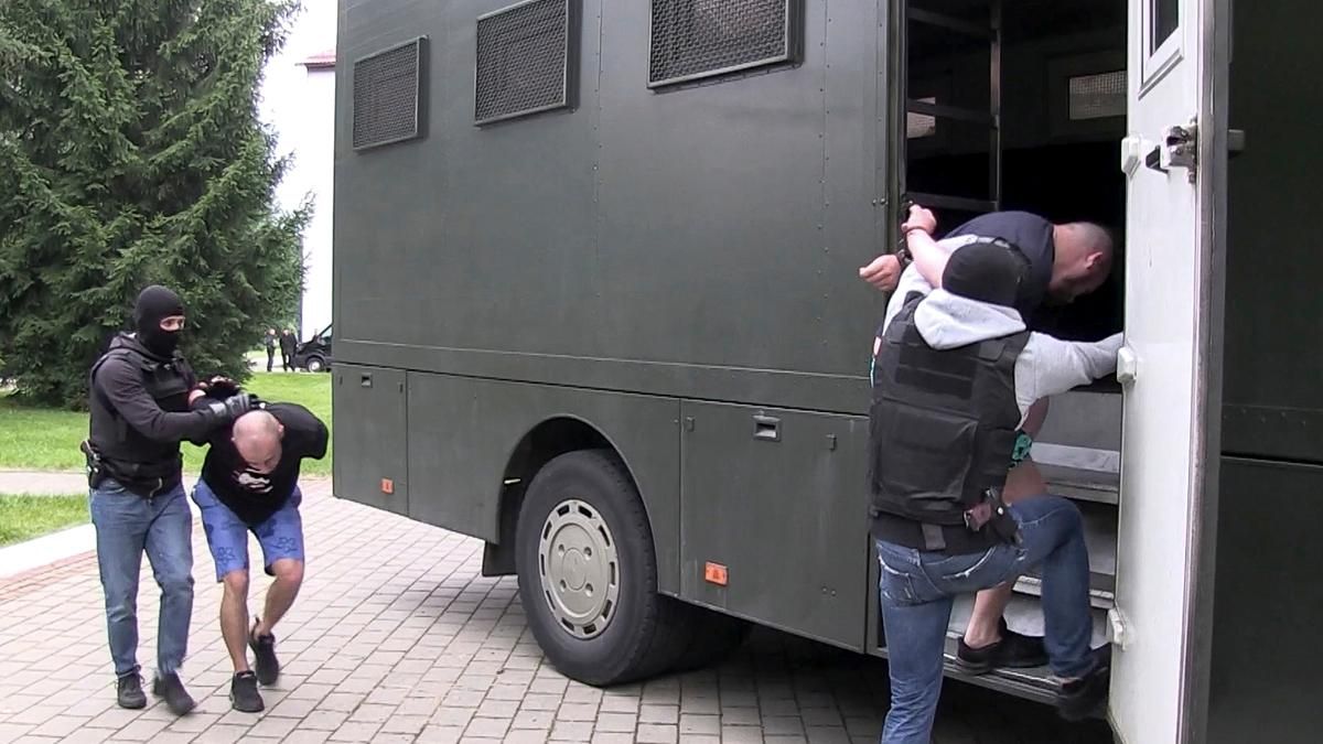 Кремлевской крысы не нашли: Bellingcat может снять обвинения с Банковой - новости Беларусь - 24 Канал Кремлевской крысы не нашли: Bellingcat может снять обвинения с Банковой - новости Беларусь - 24 Канал