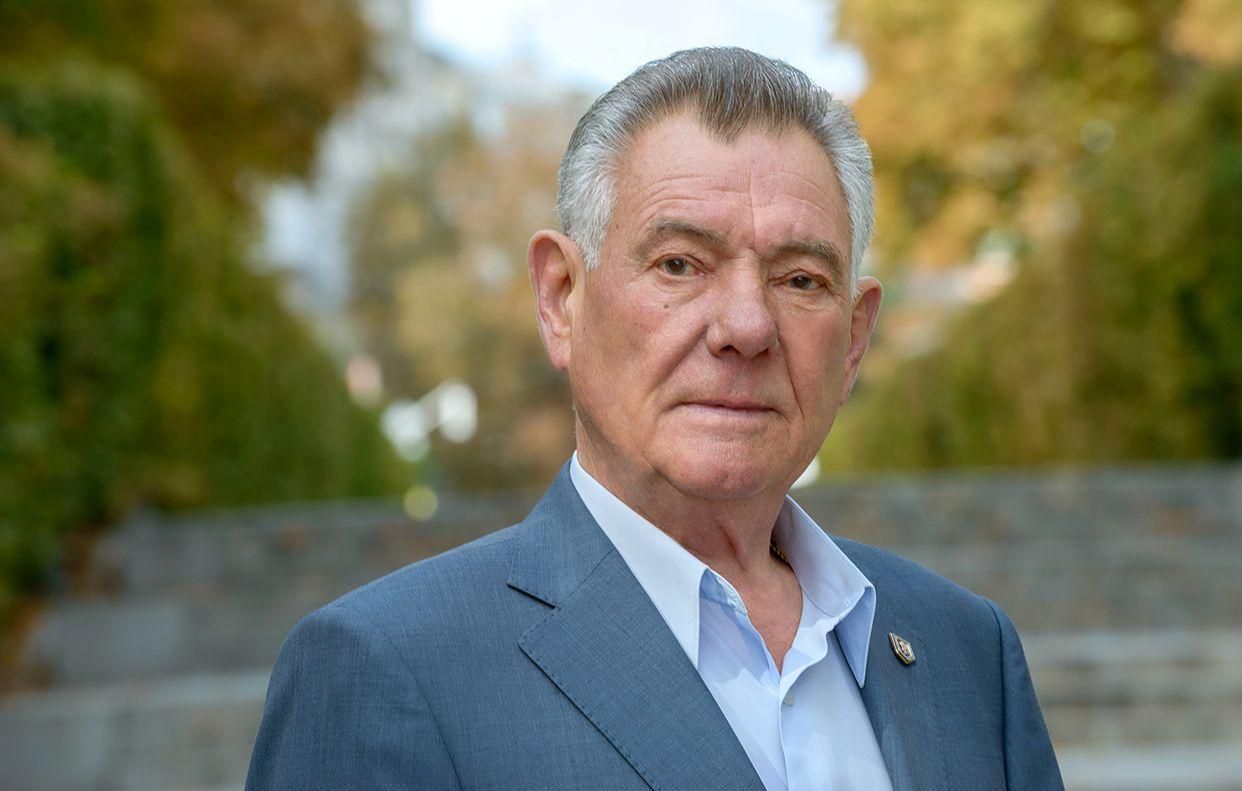 Постійно в кисневій маці: подробиці про стан хворого на COVID-19 Омельченка - Новини Києва - Київ Постійно в кисневій маці: подробиці про стан хворого на COVID-19 Омельченка - Новини Києва - Київ