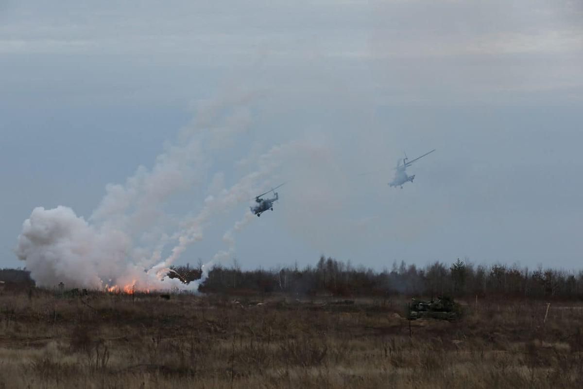 Висадка десанту, танкові бої та сучасна зброя: нацгвардійці відтворили кілька спецоперацій - Україна новини - 24 Канал Висадка десанту, танкові бої та сучасна зброя: нацгвардійці відтворили кілька спецоперацій - Україна новини - 24 Канал