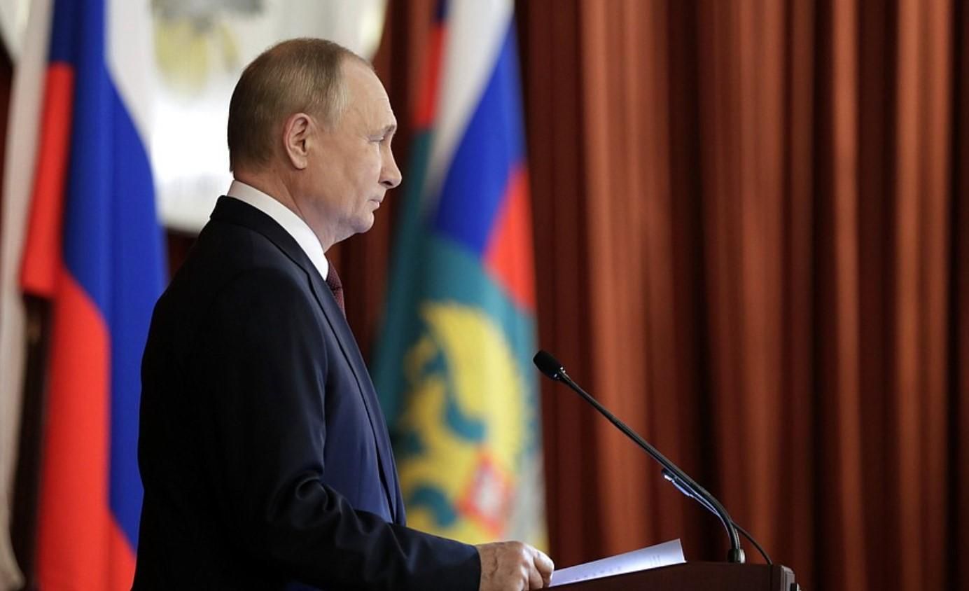 Боится отравления, – российский журналист предположил, как Путин покинет Кремль