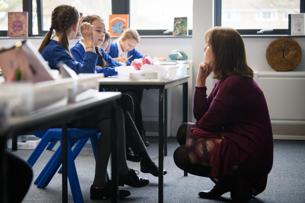 Педагога, которая защищала детей с инвалидностью от избиения, уволили из школы: детали Педагога, которая защищала детей с инвалидностью от избиения, уволили из школы: детали