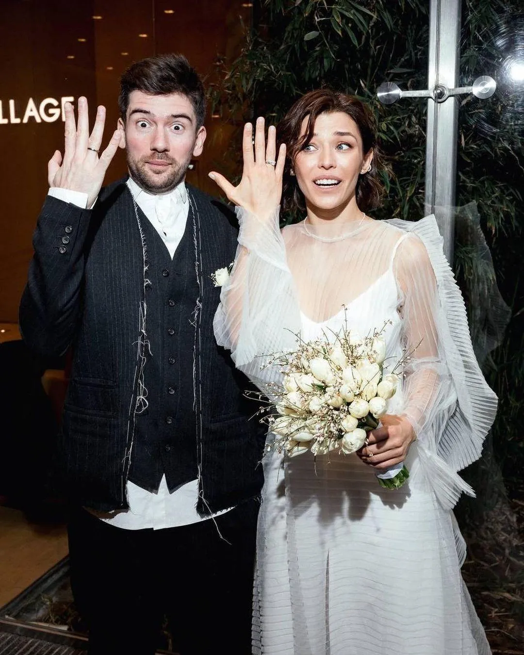 Аліна Астровська на весіллі з Антоном Лаврентьєвим Аліна Астровська на весіллі з Антоном Лаврентьєвим