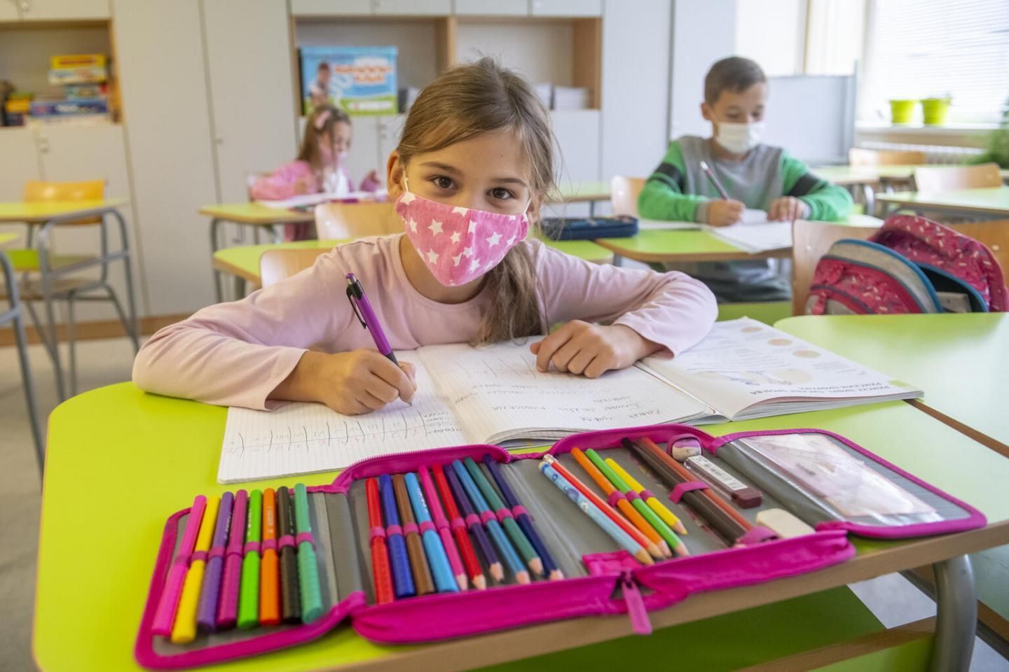 ВОЗ и ЮНИСЕФ призывают открыть школы в Украине