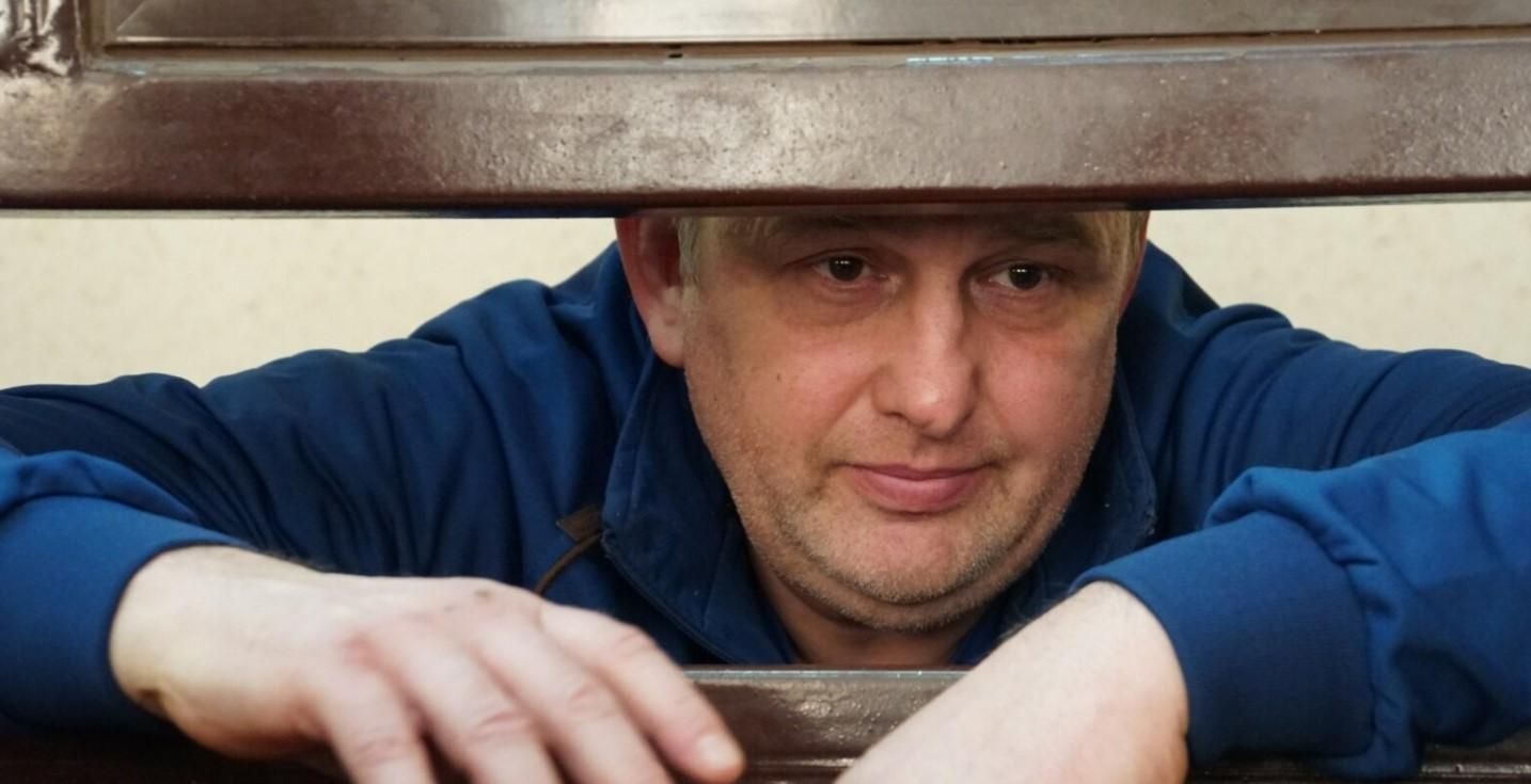 Через вуха пропускають струм: з'явилися деталі катування українця Єсипенка росіянами - Новини Сімферополя - 24 Канал Через вуха пропускають струм: з'явилися деталі катування українця Єсипенка росіянами - Новини Сімферополя - 24 Канал