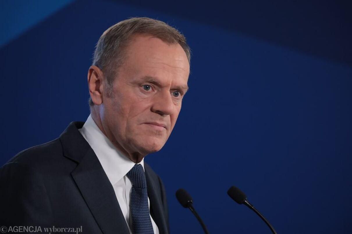 Закон – один для всех: у Туска отобрали водительские права из-за превышения скорости Закон – один для всех: у Туска отобрали водительские права из-за превышения скорости