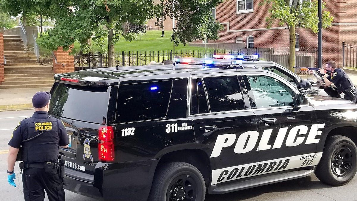 "Нацисты" в Колумбии: курсанты Полицейской академии попали в международный скандал - новости Израиля - 24 Канал "Нацисты" в Колумбии: курсанты Полицейской академии попали в международный скандал - новости Израиля - 24 Канал