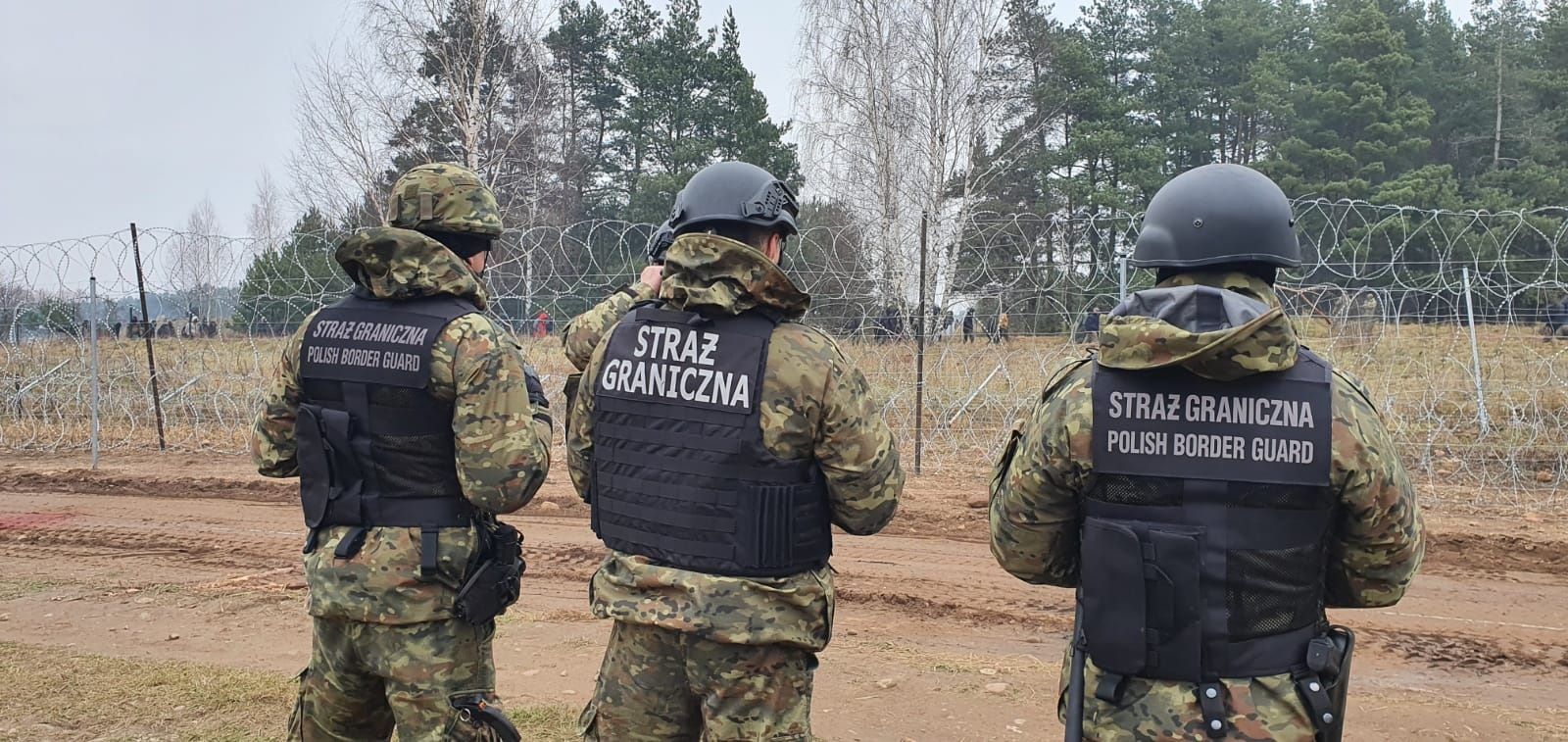 Через польський кордон знову намагалася прорватися велика група мігрантів - новини Білорусь - 24 Канал