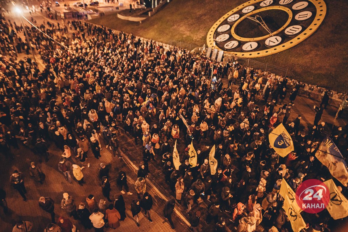 Грубых нарушений не было, – полицейские о шествии ко Дню Свободы и Достоинства Грубых нарушений не было, – полицейские о шествии ко Дню Свободы и Достоинства