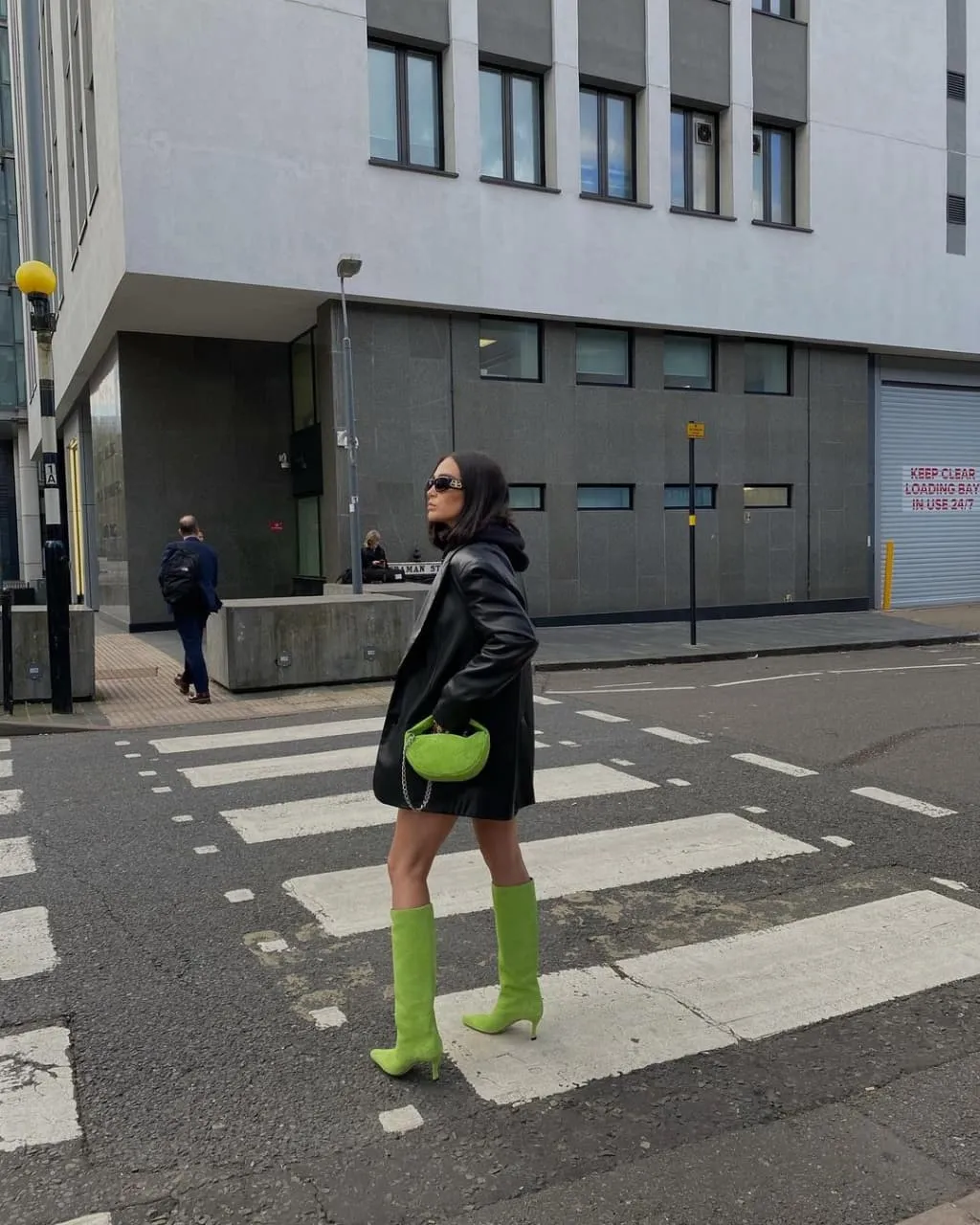 модні образи з чорним одягом модні образи з чорним одягом