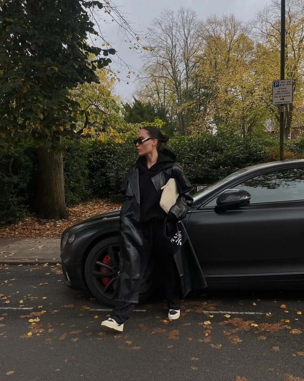 модні образи з чорним одягом модні образи з чорним одягом