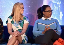 Риз Уизерспун, Опра Уинфри и глава Bumble стали инвесторами компании в США: что известно